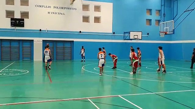 MOMENTOS PARTIDO CB CHIPIONA CADETES CONTRA TREBUJENA