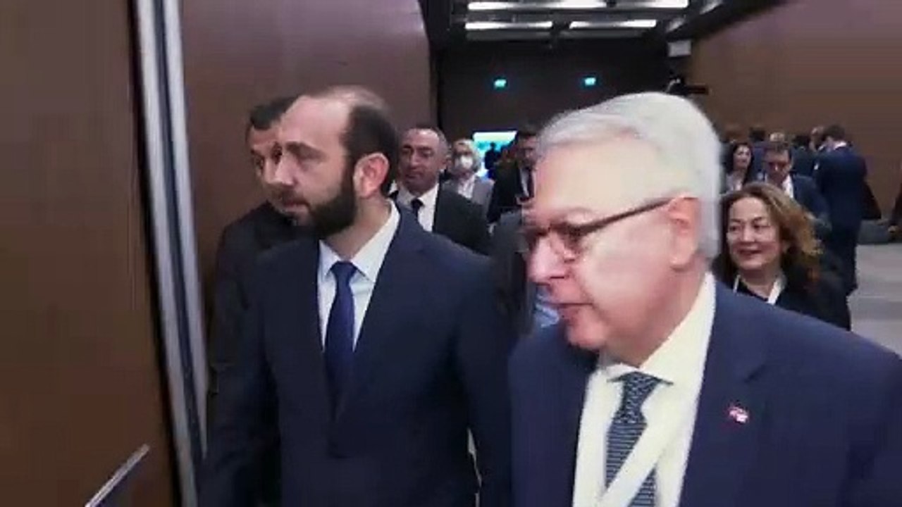 Annäherung in Antalya: Armenien und Türkei wollen Normalisierungsphase fortsetzen