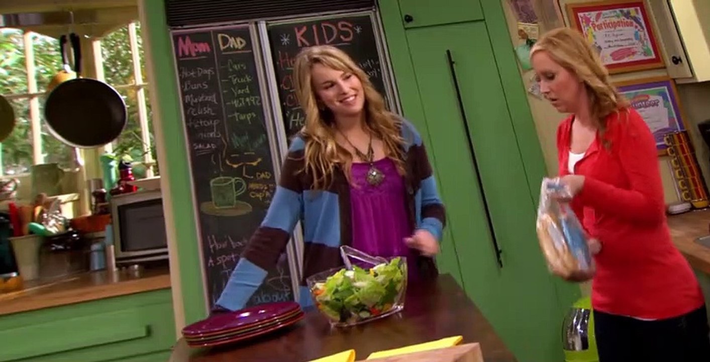 Good Luck Charlie S02 E04