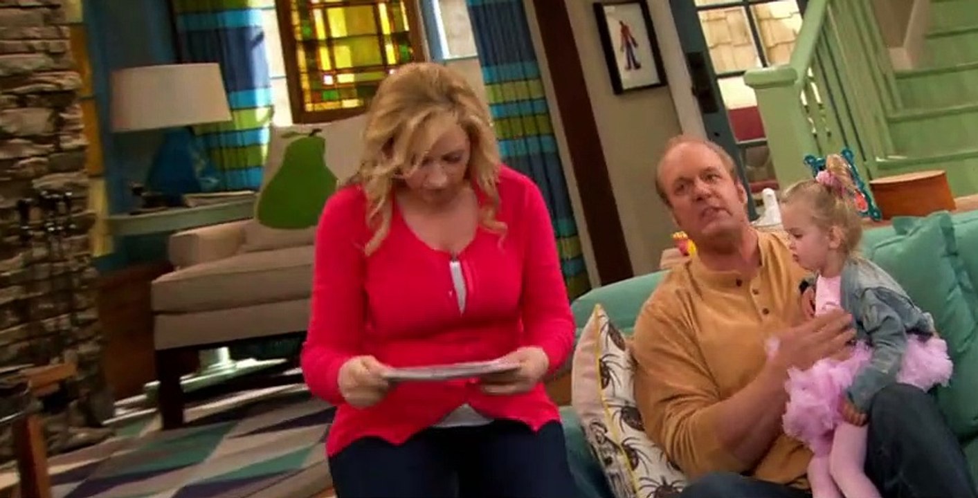Good Luck Charlie S02 E09
