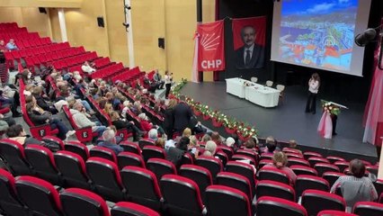 CHP Genel Başkan Yardımcısı Karaca, konferansta konuştu