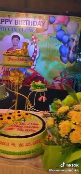 Hồ Văn Cường được fan hâm mộ tổ chức sinh nhật