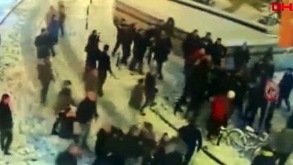 Tophane’deki kartopu savaşı silahlı kavgaya dönüştü! 6 yaralı