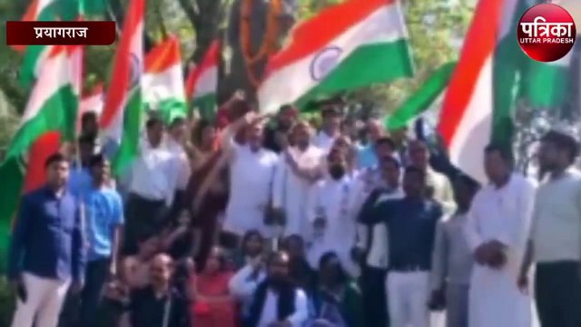 पंजाब में आम आदमी पार्टी की बहुमत सरकार बनने पर कार्यकताओं ने निकाली तिरंगा यात्रा