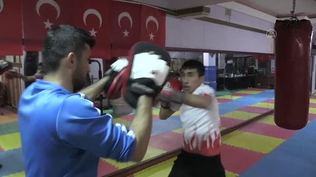 Wushuda 14 madalya kazanan milli sporcunun hedefi muaythaide dünya şampiyonluğu