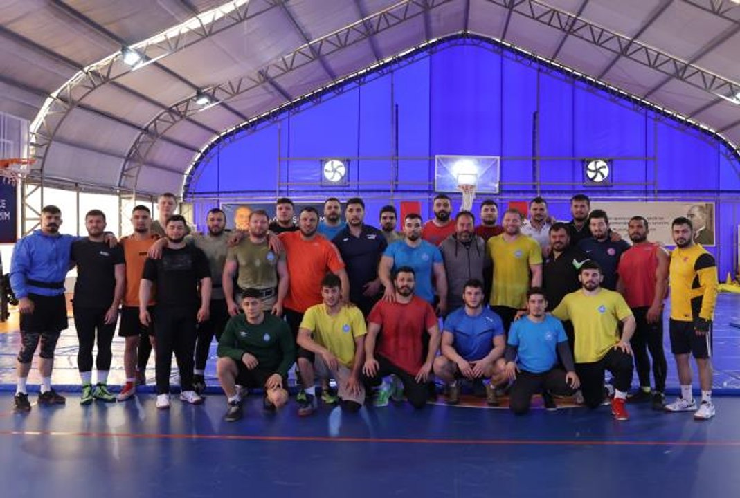 Başpehlivan İsmail Balaban: "Altın kemeri kazanmak istiyorum"
