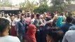 ग्रामीणों ने पुलिस पर लगाया हत्या का आरोप, अस्पताल में किया हंगामा ....देखें वीडियो