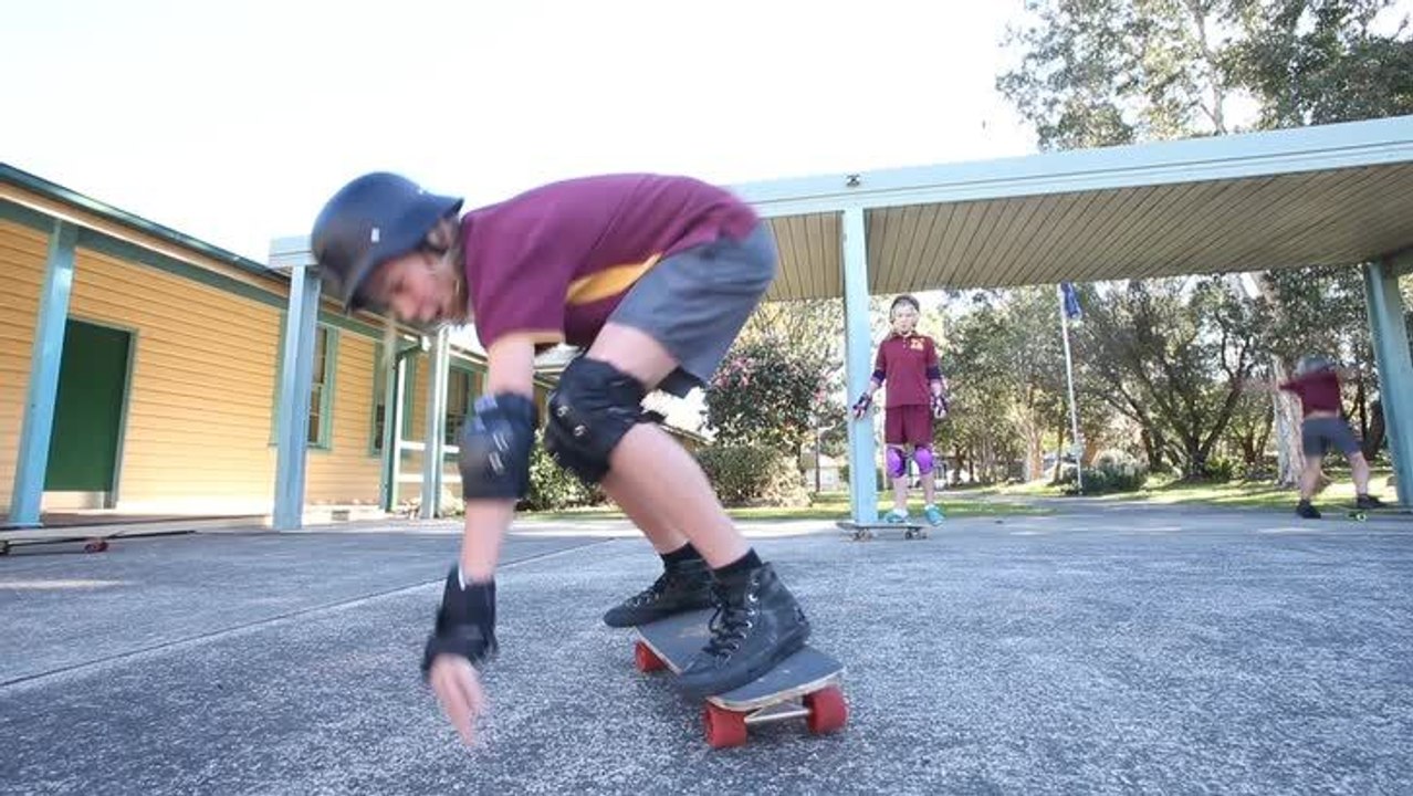 Lunchtime skateboarding lessons at Corrimal East Public School
