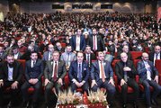 Fatih Erbakan, partisinin İstanbul İl Başkanlığı Olağan 2. Kongresi'ne katıldı