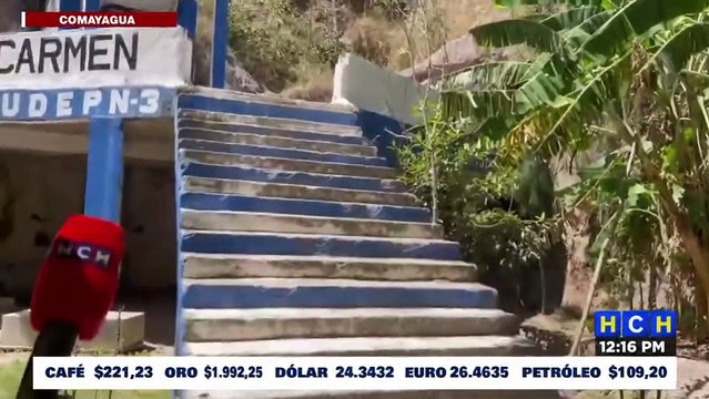 Desconocidos llegan a la Cuesta de La Virgen y rompen imágenes religiosas de La Virgen del Cármen