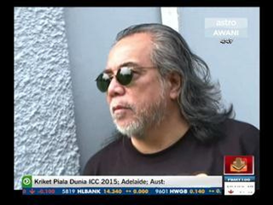 Datuk Ramli Sarip sedang rakam lagu baru