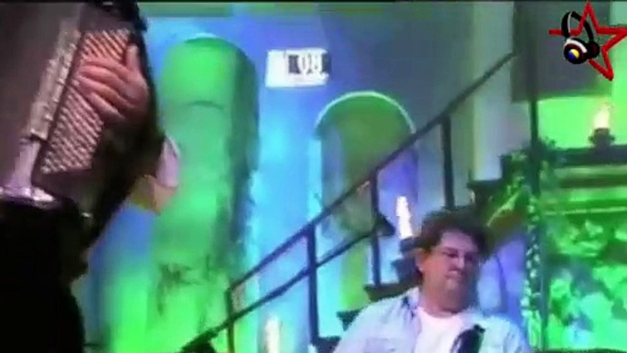 I zanesen tom ljepotom - Halid Bešlić (uživo)