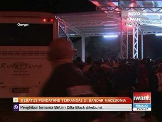 Beratus pendatang terkandas di bandar Macedonia
