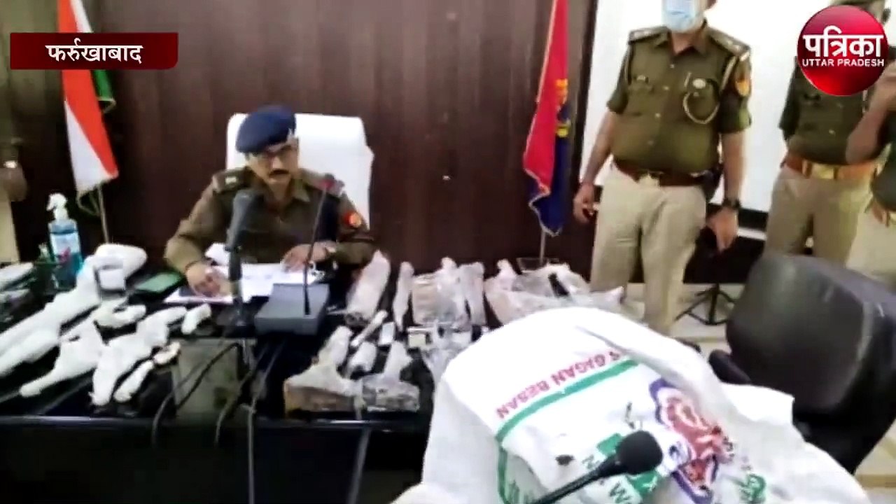 पुलिस को मिली बड़ी सफलता तीन को अवैध शस्त्र फैक...