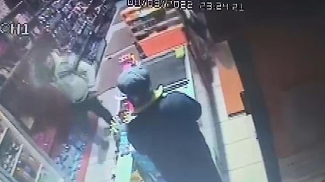 Beylikdüzü'nde laf atma kavgası