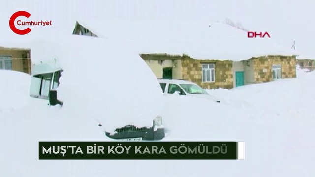 Muş'ta bir köy kara gömüldü; evlerden tünellerle çıkıyorlar