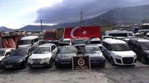 İzmir'de oto hırsızlık şebekesine eş zamanlı operasyon: 6 gözaltı