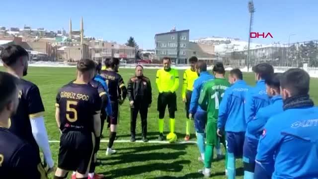 SPOR Hakem olmak isteyen down sendromlu Kaya'dan futbolculara maç konuşması