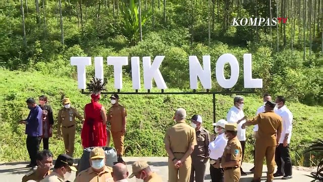 Momen Ganjar Diajak Selfie Bareng Kepala dan Wakil Otorita IKN Nusantara