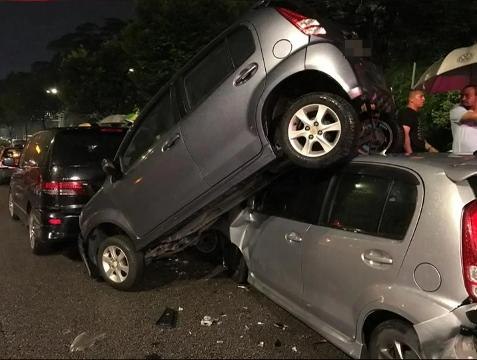 Penunggang motosikal maut kemalangan di Jalan Istana