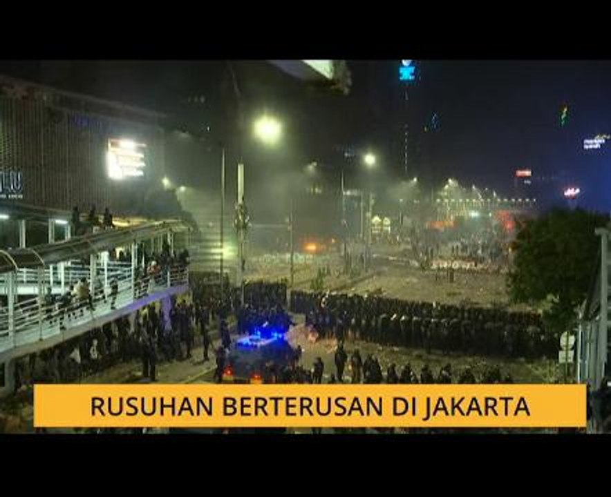 Rusuhan berterusan di Jakarta