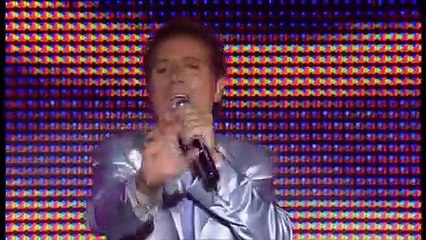 I HONESTLY LOVE YOU  by Cliff Richard - live performance 2003 - HD  +lyrics