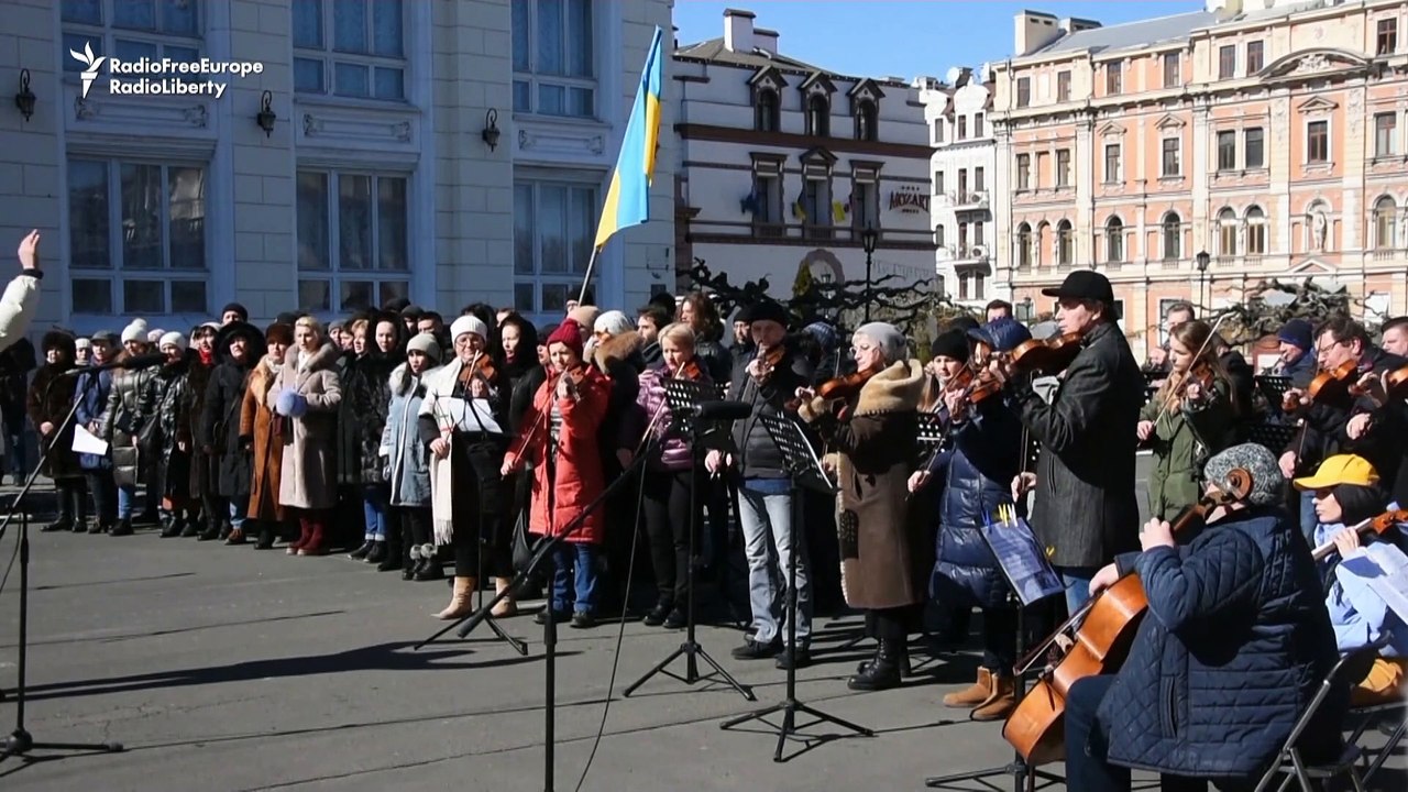 Odessa: Opernmusiker singen für eine Flugverbotszone