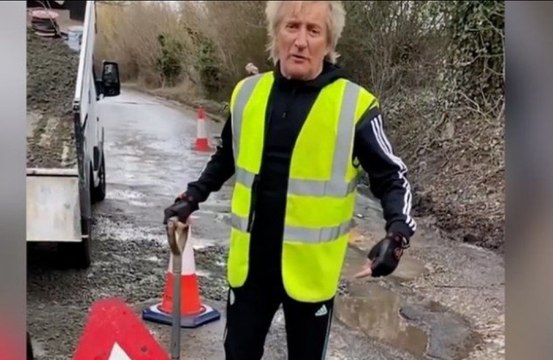 'My Ferrari can't go through': Sir Rod Stewart fills potholes near Essex home