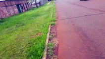 Caminhão arranca fios e causa transtornos no Bairro Pioneiros Catarinenses