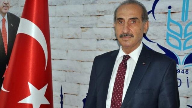AK Partili başkandan çok konuşulacak sözler: Doktor oğlum 'Beni çöpçü olarak işe al' diye takılıyor