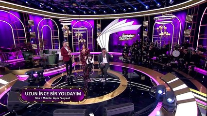 Hakan Altun ve minik hayranı Burak’tan eğlenceli düet…