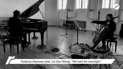 suona “We hold the moonlight” con Lih Qun Wong