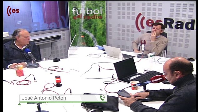 Fútbol es Radio: El tirón de orejas de LaLiga al Barça por el límite salarial