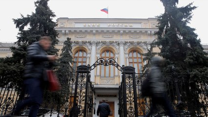 هل ستعجز روسيا عن سداد ديونها بسبب العقوبات الدولية المفروضة عليها؟