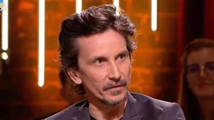 "J'ai raté ma vie sentimentale" : Arnaud Tsamère accablé par ses échecs amoureux