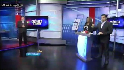 Dos hombres en un carro cayeron dentro de una zanja en Duran