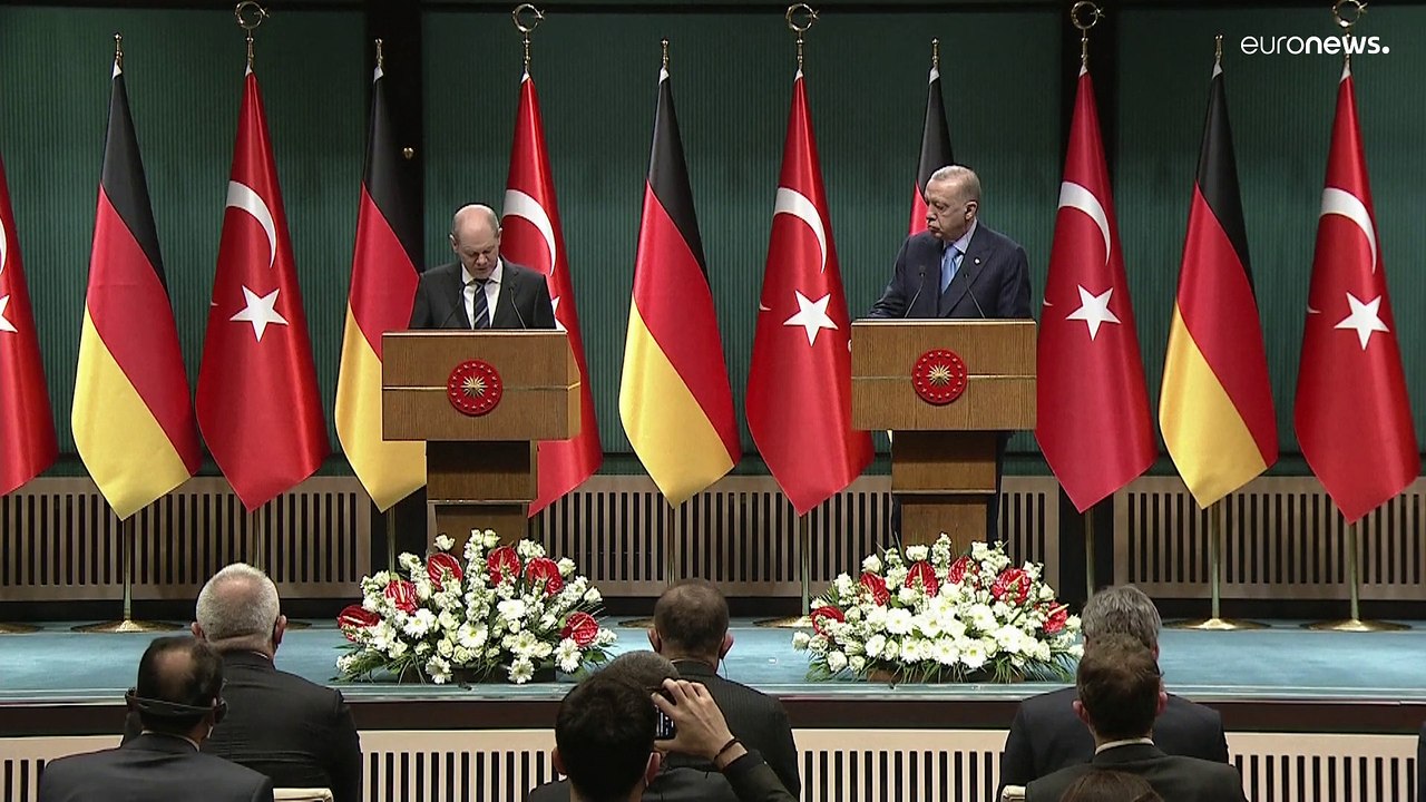 Scholz bei Erdoğan: Ukraine, Rechtsstaatlichkeit und Atatürk