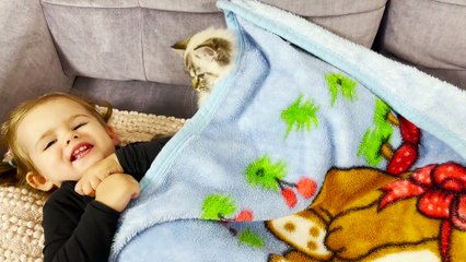 Funny Cat Reaction to Baby Girl With a Blanket [TRY NOT TO LAUGH]