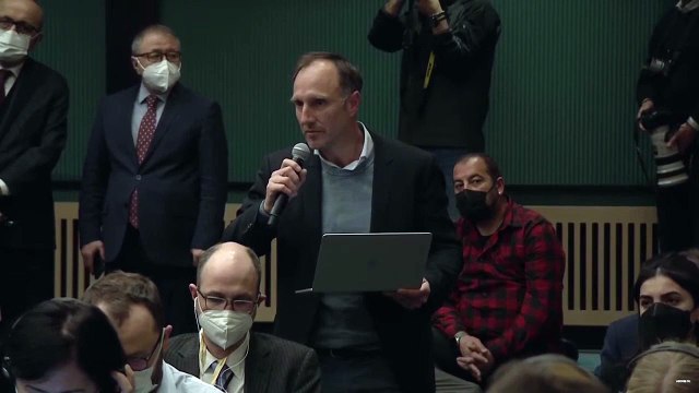 Erdoğan, Alman gazetecinin sansür sorusuna cevap vermedi