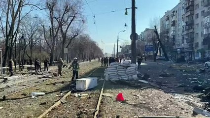 Dos muertos tras ataque a zona residencial en Kiev