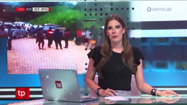 Transportistas bloquean en la ruta a Caranavi exigiendo aslfalto y construcción de puentes