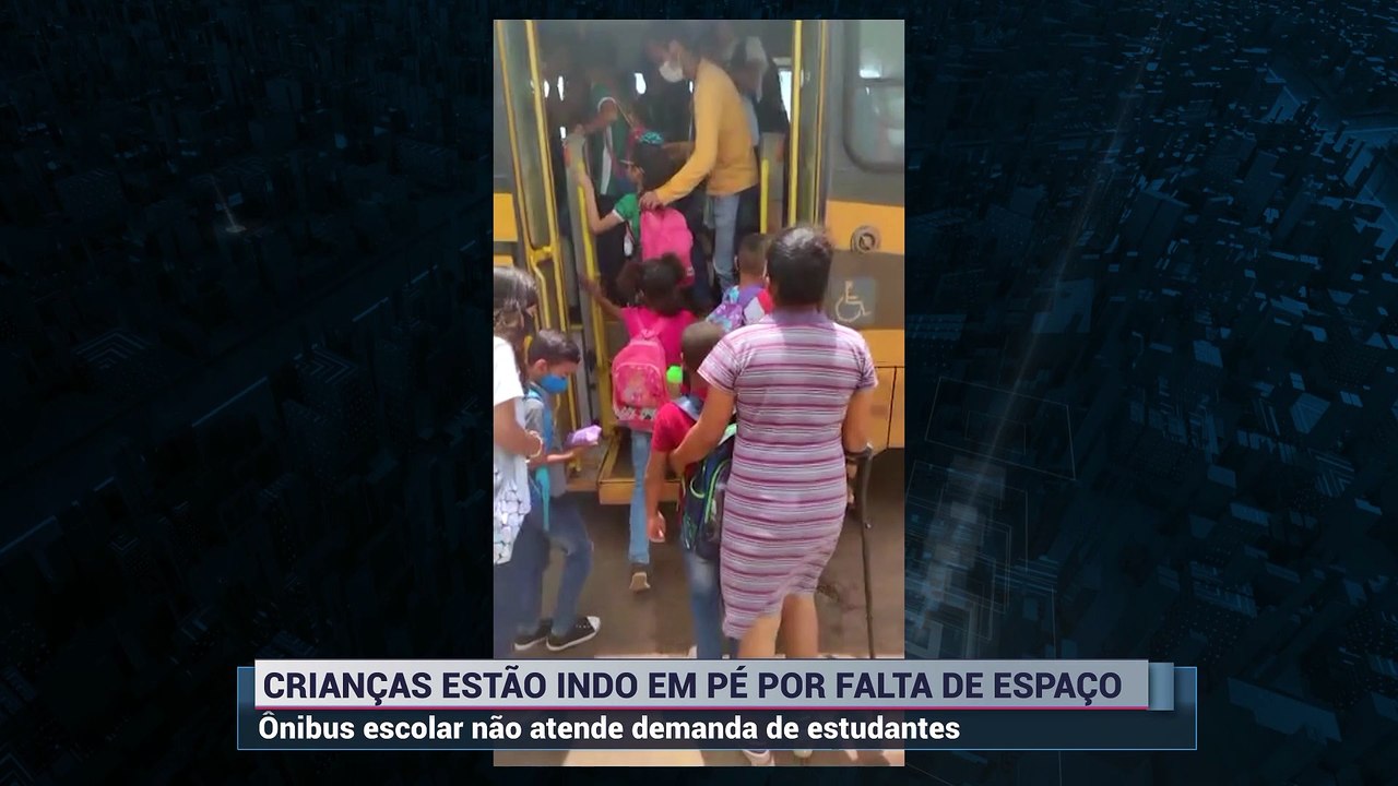 Ônibus escolar não atende demanda de estudantes