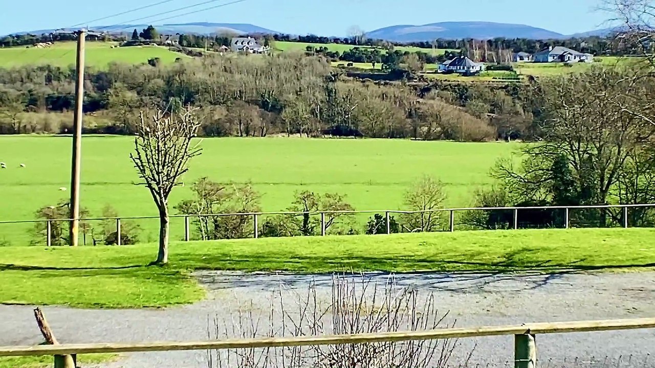 Nore Valley Camping & Glamping Site | Nore Valley Park & Pet Farm | Kilkenny, Ireland.