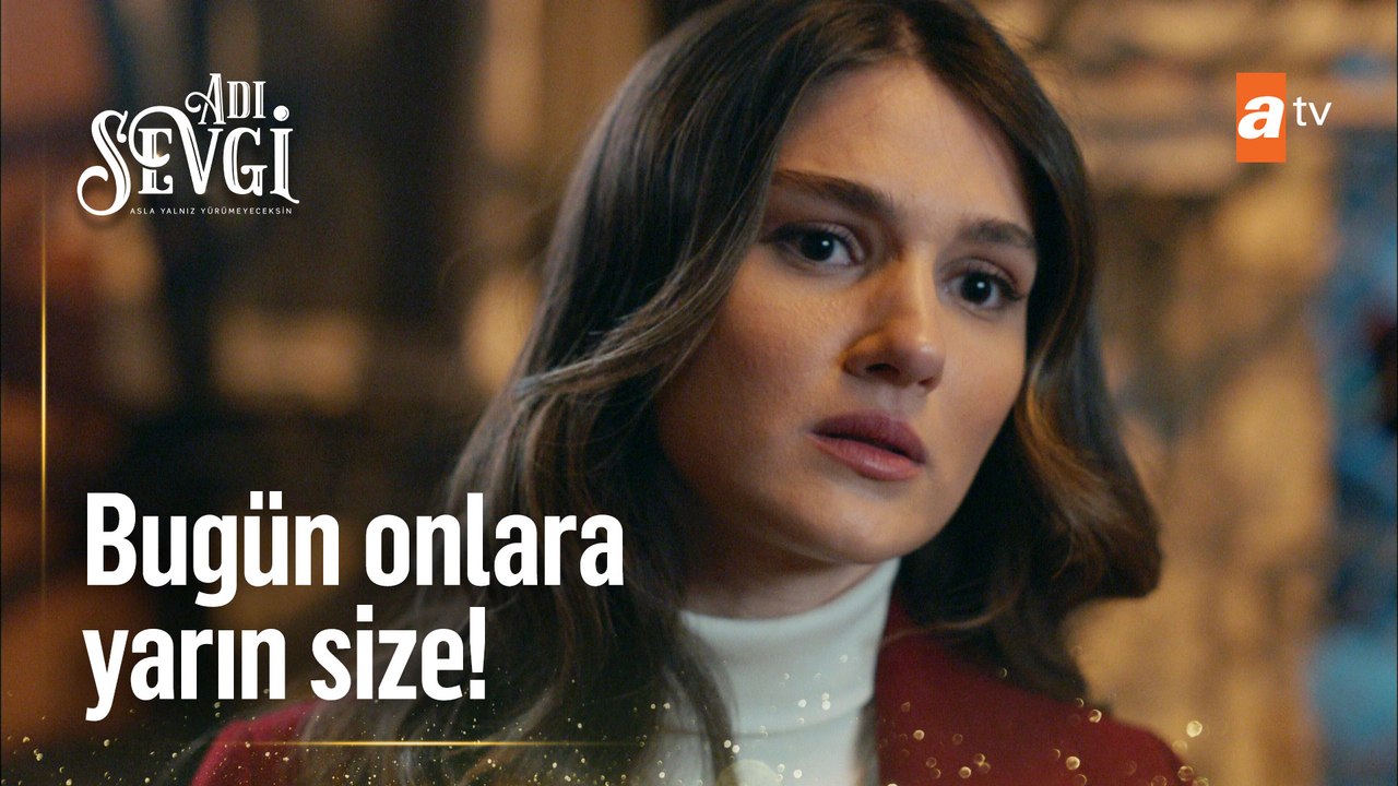 Elif, mahalle halkına isyan etti! - Adı Sevgi 1. Bölüm