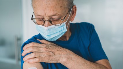 Covid-19 : bientôt la 4e dose pour tous en France ? Ce que disent les experts