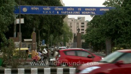 Main Entrance of Vardhman Medical College & Safdarjung Hospital