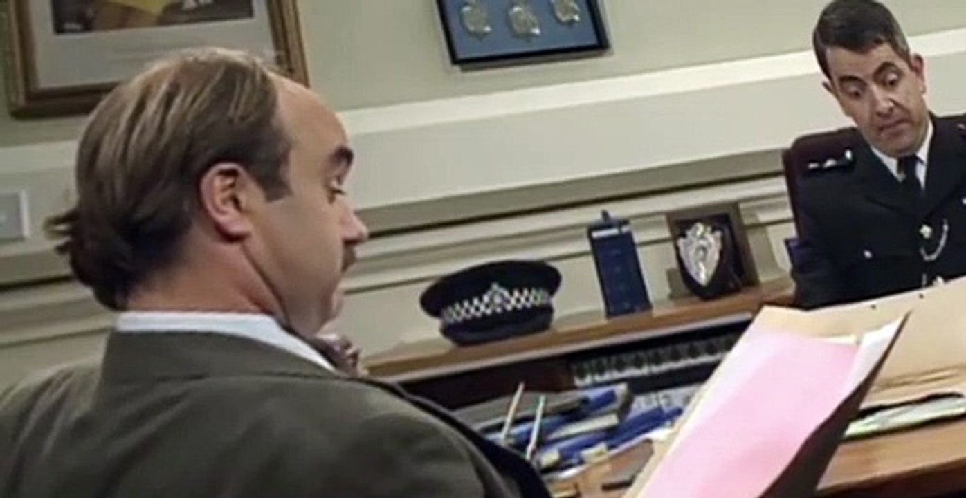 The Thin Blue Line S02 E07