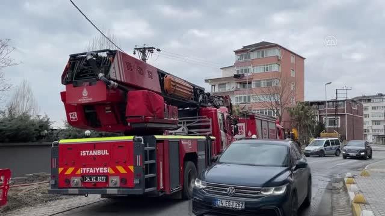 Restoranda çıkan yangın hasara neden oldu
