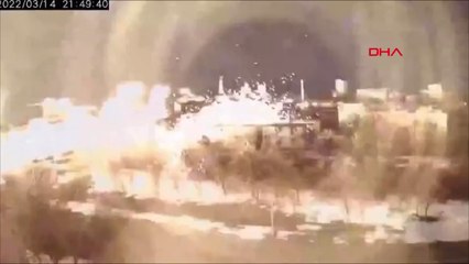 Harkiv'in bombalanması güvenlik kamerasına yansıdı