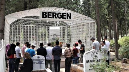 Bergen'in mezarı neden kafeste, neden kilitli? Bergen'in mezarı nerede?